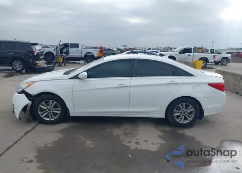 2013 Hyundai Sonata Gls z USA, uszkodzony, nr VIN 5NPEB4ACXDH676609